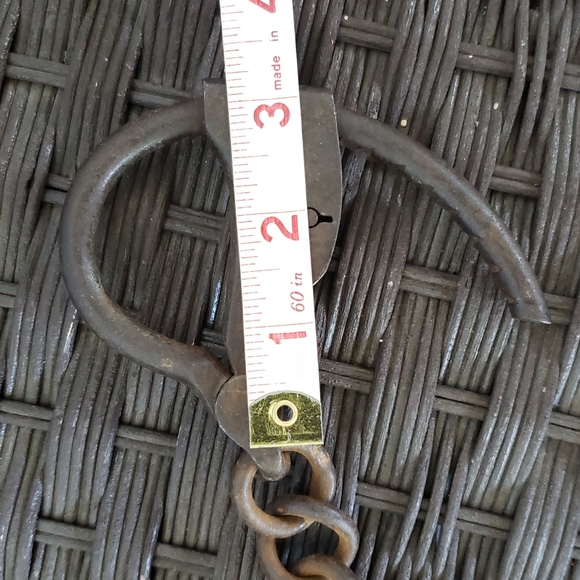 1800s Handcuffs Antique Tower's Double Lock Swivel Link Handcuffs - Picture 12 of 15